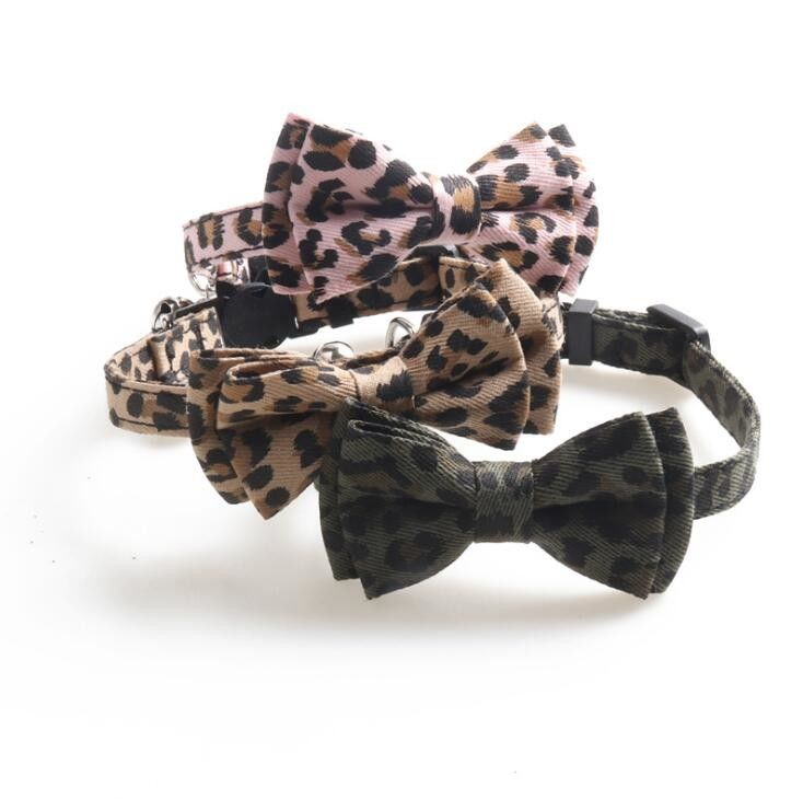 Breakaway Buckle Cat Collar Bells พร้อมหูกระต่ายน่ารักสำหรับสุนัขขนาดเล็ก Kitty ปรับได้