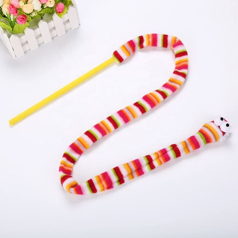 Vocal Pink Snake Cat ของเล่นสำหรับสัตว์เลี้ยง Cat Feather Teaser Wand 113cm