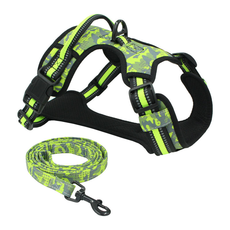แฟชั่นสะท้อนแสง Breathable Soft Air ตาข่ายสายรัดหน้าอกชุดเชือกลากสุนัขเสื้อกั๊ก Leash