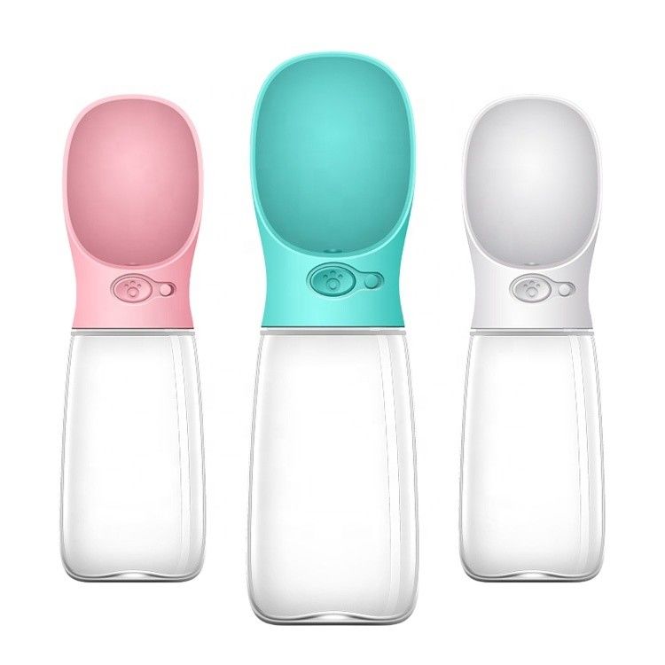 ABS PC ขวดน้ำสุนัขพับได้ 550ml เครื่องจ่ายน้ำสำหรับสัตว์เลี้ยงสำหรับดื่มสัตว์เลี้ยง